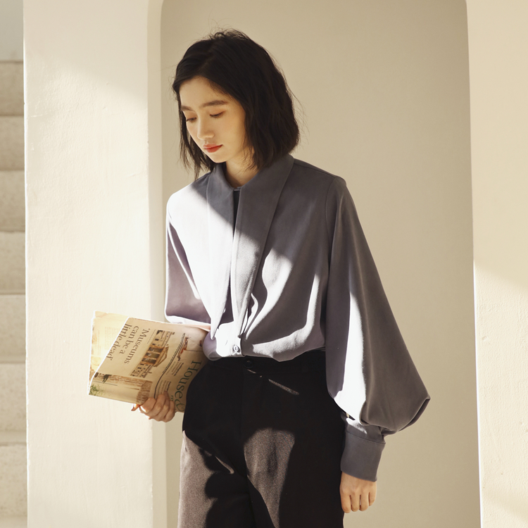 분위기 센스 셔츠 여성 긴 소매 새로운 한국 스타일 레트로 벌룬 소매 루즈핏 chic 디자인 센스 셔츠
