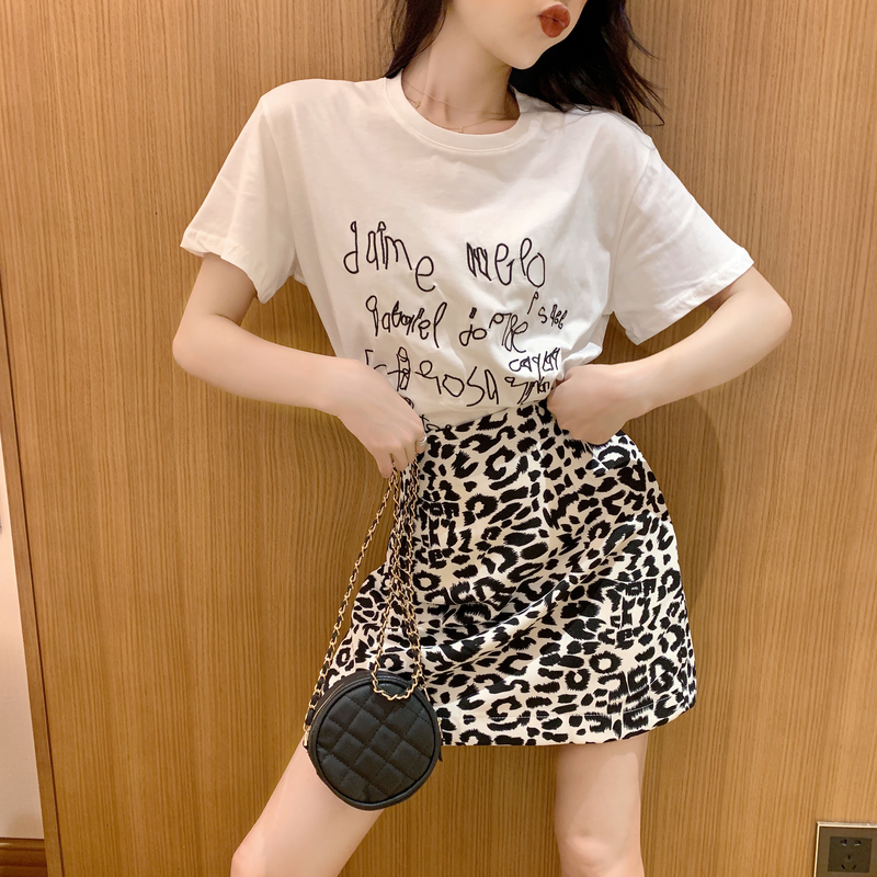 新款字母T恤+豹纹高腰显瘦短裙A字裙套装短袖套装 服裝批發女裝批發服飾貨源