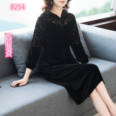 批发金丝绒连衣裙女装2026<b class='q'>春</b>新款长袖连帽过膝印花黑色系带收腰