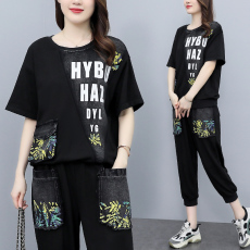 批发实拍 <b class='q'>夏</b>季时尚套装女 胖MM宽松拼接牛仔印花短袖两件套大码女装