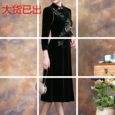批发秋<b class='q'>冬</b>中国风改良版连衣裙女高贵长袖中年妈妈金丝绒中长款春装