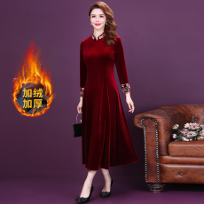 批发实拍8517加绒加厚丝绒礼服连衣裙2021新款秋<b class='q'>冬</b>妈妈装大码裙子