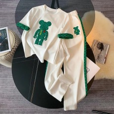 批发原版贴布绣花港风套装女时尚洋气小熊简约百搭潮流显瘦短袖长裤