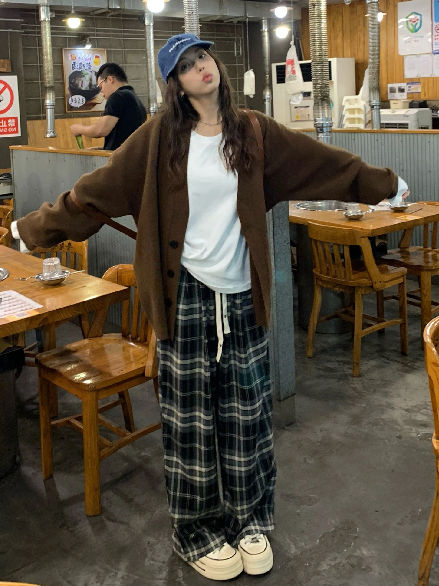 2023新款韓系慵懶風咖色針織毛衣外套女秋冬季寬鬆開衫上衣厚
