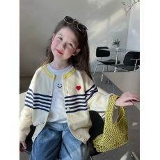 批发小女孩针织开衫女童白毛衣儿童洋气外套中大童装上衣2024<b class='q'>春</b>秋新款