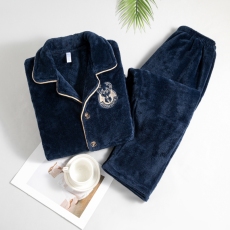 批发法兰绒冬季男士长袖加肥加厚250斤家居服外穿珊瑚绒翻领宽松爸爸