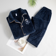 批发法兰绒冬季男士长袖加肥加厚250斤家居服外穿珊瑚绒翻领宽松爸爸