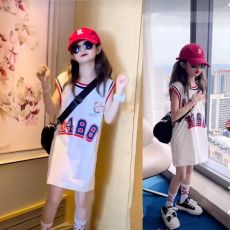 批发女童冰丝夏季<b class='q'>连衣裙</b>2025网红球服T恤裙中长款运动裙长T薄款背心裙