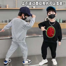 批发男童秋装2023新款<b class='q'>儿童</b>变色西瓜亮片卫衣两件套中大童休闲运动套装