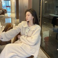 批发馨依 秋冬季新款<b class='q'>珊瑚</b><b class='q'>绒</b><b class='q'>睡衣</b>女款加<b class='q'>绒</b>加厚可爱少女法兰<b class='q'>绒</b>家居服
