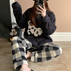 批发睡衣女款秋冬季半边绒加厚大码长袖长裤软绵绵家居服套装