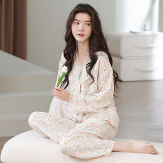 馨依 秋季新款开衫V领双长睡衣女款休闲舒适云朵棉套装家居服