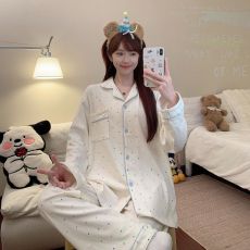 批发馨依 冬季睡衣女新款德绒长袖小翻领长袖长裤休闲家居服套装