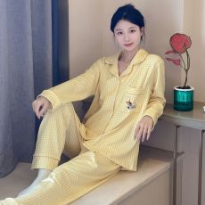 批发馨依 冬季睡衣女新款德绒长袖小翻领长袖长裤休闲家居服套装