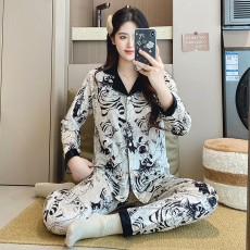 批发馨依 秋冬季新款睡衣女士<b class='q'>金丝</b>绒开衫保暖套装翻领长袖休闲家居服