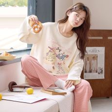 馨依 秋季加厚睡衣女款长袖可爱家居服圆领带胸垫6040棉直播套装