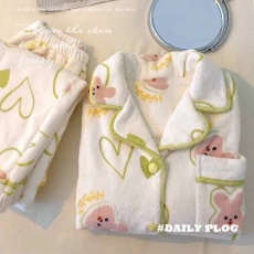 批发馨依 秋冬季可爱卡通女款法兰绒保暖睡衣加厚开衫纽扣家居<b class='q'>服</b>套装