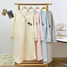 批发馨依 秋冬季新款睡衣女士260克空气棉保暖睡<b class='q'>裙</b>简约风可爱家居服