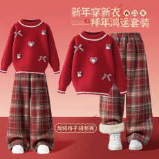 批发女童过年衣服洋气红色毛衣冬季2026新款