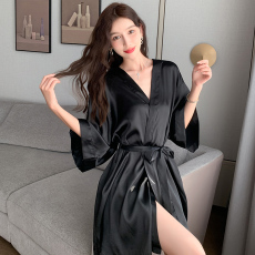 批发馨依 春夏款性感仿真丝睡袍女中袖系带和服宽松家居服纯欲风