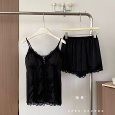 批发馨依 现货睡衣吊带短裤带胸垫后背开叉蕾丝花边冰雪丝性感夏季