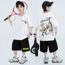 批发<b class='q'>男</b><b class='q'>童</b><b class='q'>潮牌</b><b class='q'>夏装</b><b class='q'>套装</b>宽松休闲运动纯棉短袖五分短裤中<b class='q'>大</b>儿<b class='q'>童</b>两件套潮