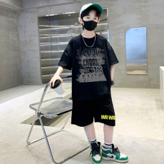 批发<b class='q'>男童</b>潮<b class='q'>牌</b>夏装套装宽松休闲运动纯棉短袖五分短裤中大儿童两件套潮