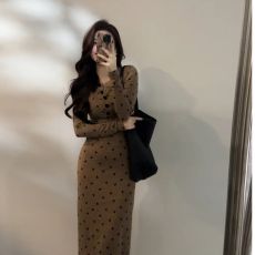 批发早春新款纽扣针织<b class='q'>连衣裙</b>长袖<b class='q'>蝴蝶结</b>植绒弹力气质修身显瘦长袖裙子