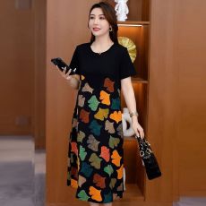 批发夏季新款气质洋气高端减龄大码印花中年妈妈连衣裙女