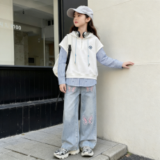 批发<b class='q'>女</b><b class='q'>童</b><b class='q'>套装</b><b class='q'>春秋款</b>2026新款儿<b class='q'>童</b>洋气春装卫衣<b class='q'>女</b><b class='q'>大</b><b class='q'>童</b>春季<b class='q'>牛仔裤</b>两件套