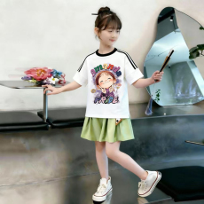 批发<b class='q'>女</b><b class='q'>童</b><b class='q'>夏季</b>套装宽松纯棉三条杆短袖冰丝裙裤中大童外穿洋气两件套潮