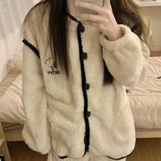 批发<b class='q'>睡衣</b>女秋冬法兰<b class='q'>绒</b>宽松大码加厚款女士开衫家居服套装260克