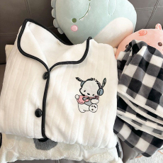 批发【阿宝浠】<b class='q'>睡衣</b>女冬季<b class='q'>珊瑚</b><b class='q'>绒</b>家居服套装少女学生开衫可外穿法兰<b class='q'>绒</b>