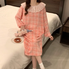 批发【阿宝浠】睡衣女<b class='q'>冬</b>宽松大码女士家居服花边娃娃领睡裙长袖法兰绒
