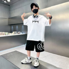 批发<b class='q'>男童</b>潮<b class='q'>牌</b>夏装套装宽松休闲运动纯棉短袖五分短裤中大儿童两件套潮