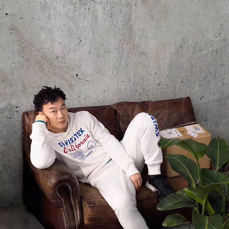 陈奕迅明星同款卫衣套头连帽衫宽松运动休闲男女情侣装潮