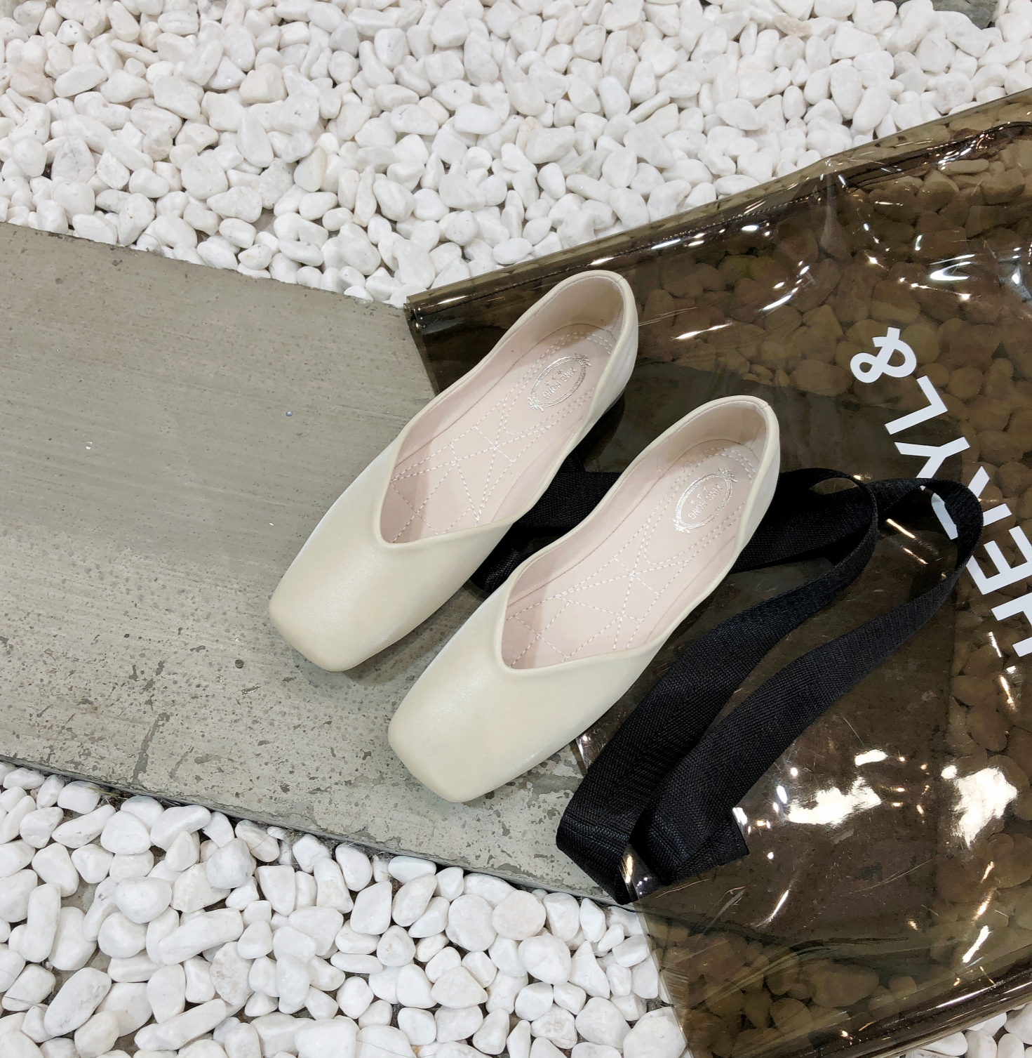 网红平底单鞋女2019软皮浅口仙女套脚休闲百搭方头森系奶奶鞋