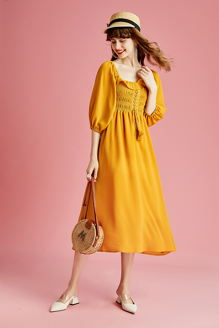 miuco女装2019夏复古方领灯笼袖松紧打揽绑带系绳高腰大摆连衣裙