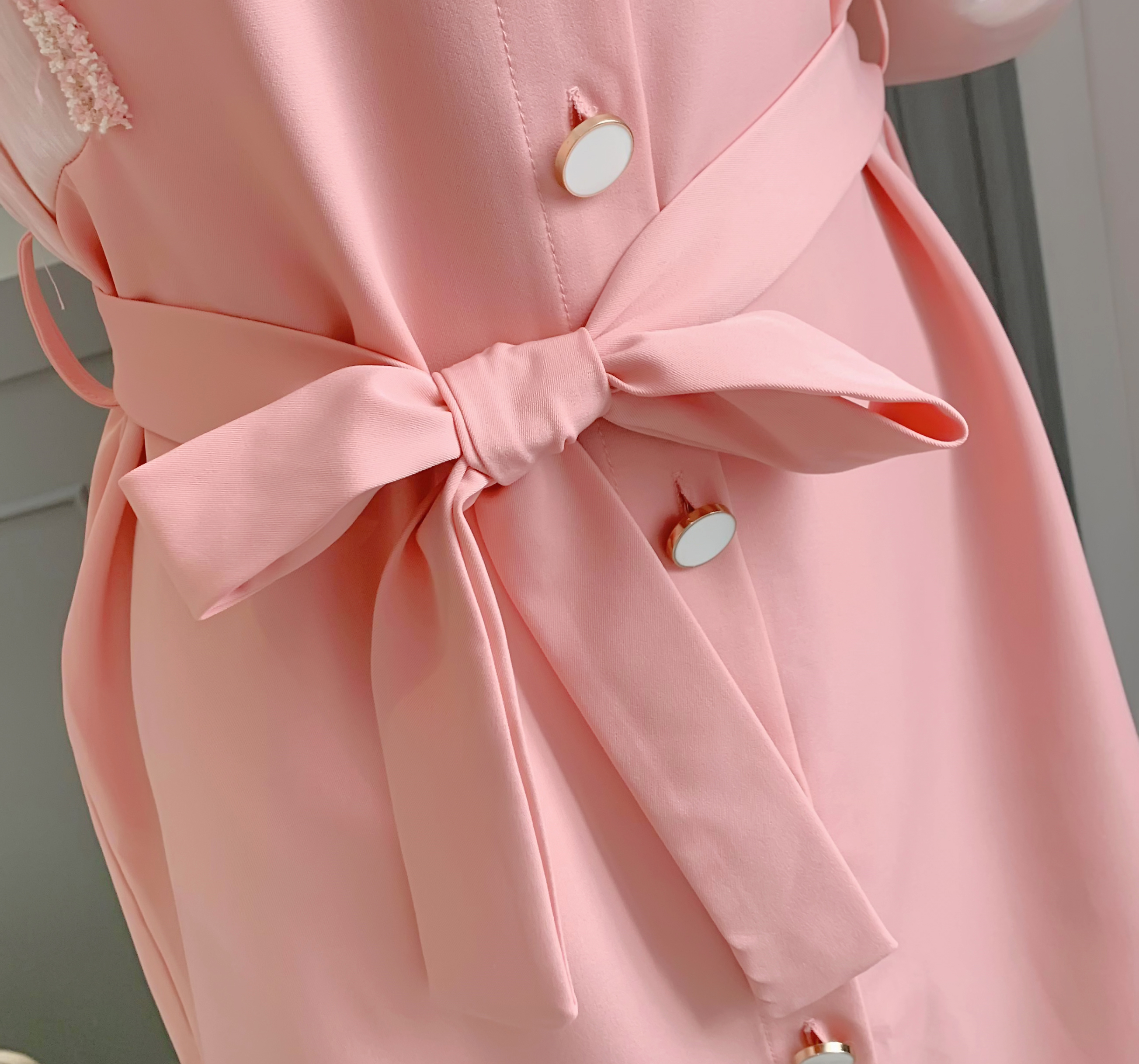 2019秋季新款法式气质时尚女装裙子假两件粉色长袖宽松拼接连衣裙