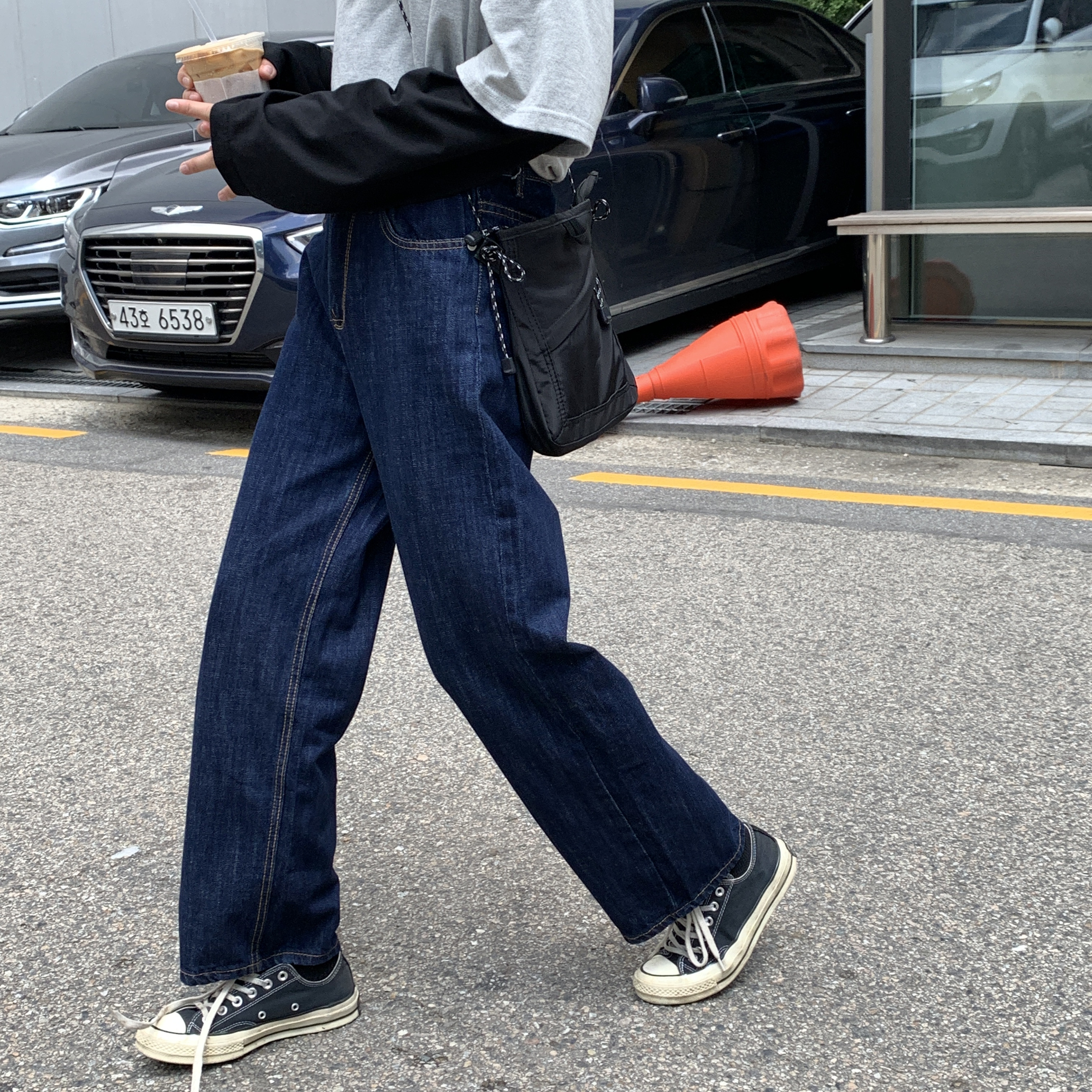 馨帮帮自制 韩国初秋水洗高腰复古蓝色宽松直筒阔腿牛仔裤长裤女