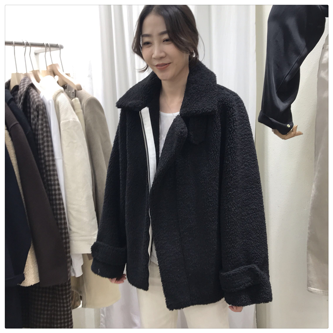 女神网红同款19冬季时尚气质羊羔毛纯色保暖百搭毛圈外套