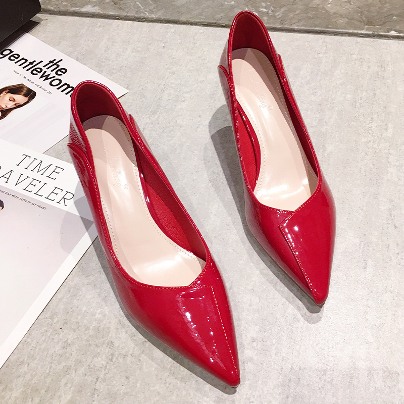 一件代发2020年新款漆皮细跟高跟鞋女黑色浅口工作鞋红色结婚单鞋