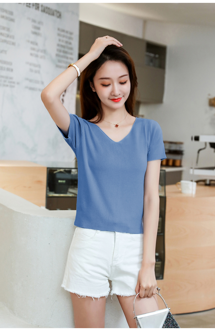 1062现货新款夏天针织衫短袖女v领卷边领冰丝短款浅蓝色上衣