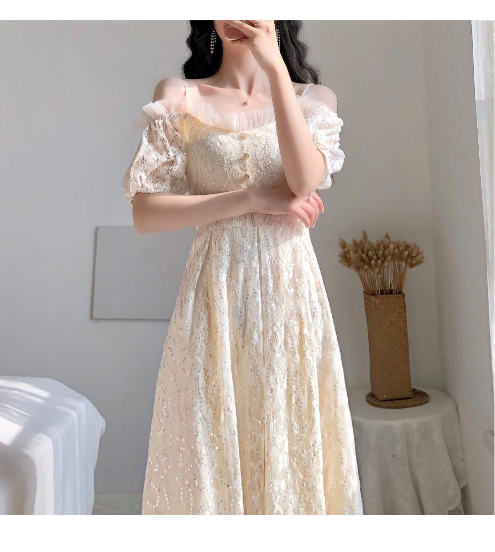2020夏季新款流行裙子气质法式复古仙女礼服一字肩露肩吊带裙