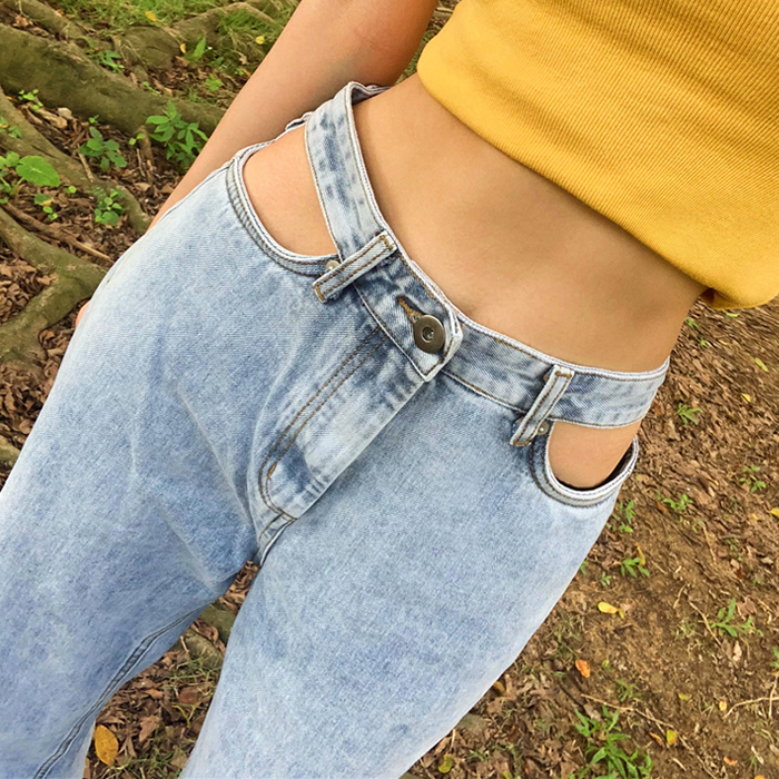 2021新款小腰精的大心机镂空泫雅老爹阔腿牛仔裤女夏高腰宽松裤子