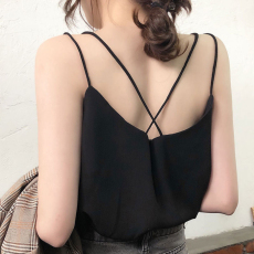 批发网红<b class='q'>雪纺</b><b class='q'>吊带</b><b class='q'>背心</b>女外穿内搭新款<b class='q'>双层</b>黑色打底衫宽松无袖上衣女夏