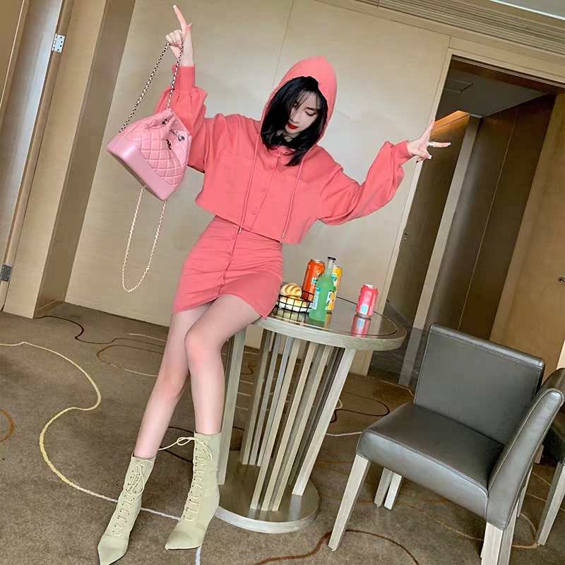 套装女秋季2019短款连帽长袖卫衣配短裙两件套包臀半身裙潮