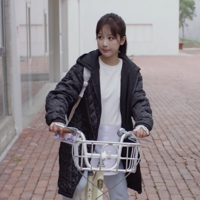 亲爱的热爱的蓝莓佟年杨紫同款衣服冬季绗缝连帽中长款棉衣外套潮