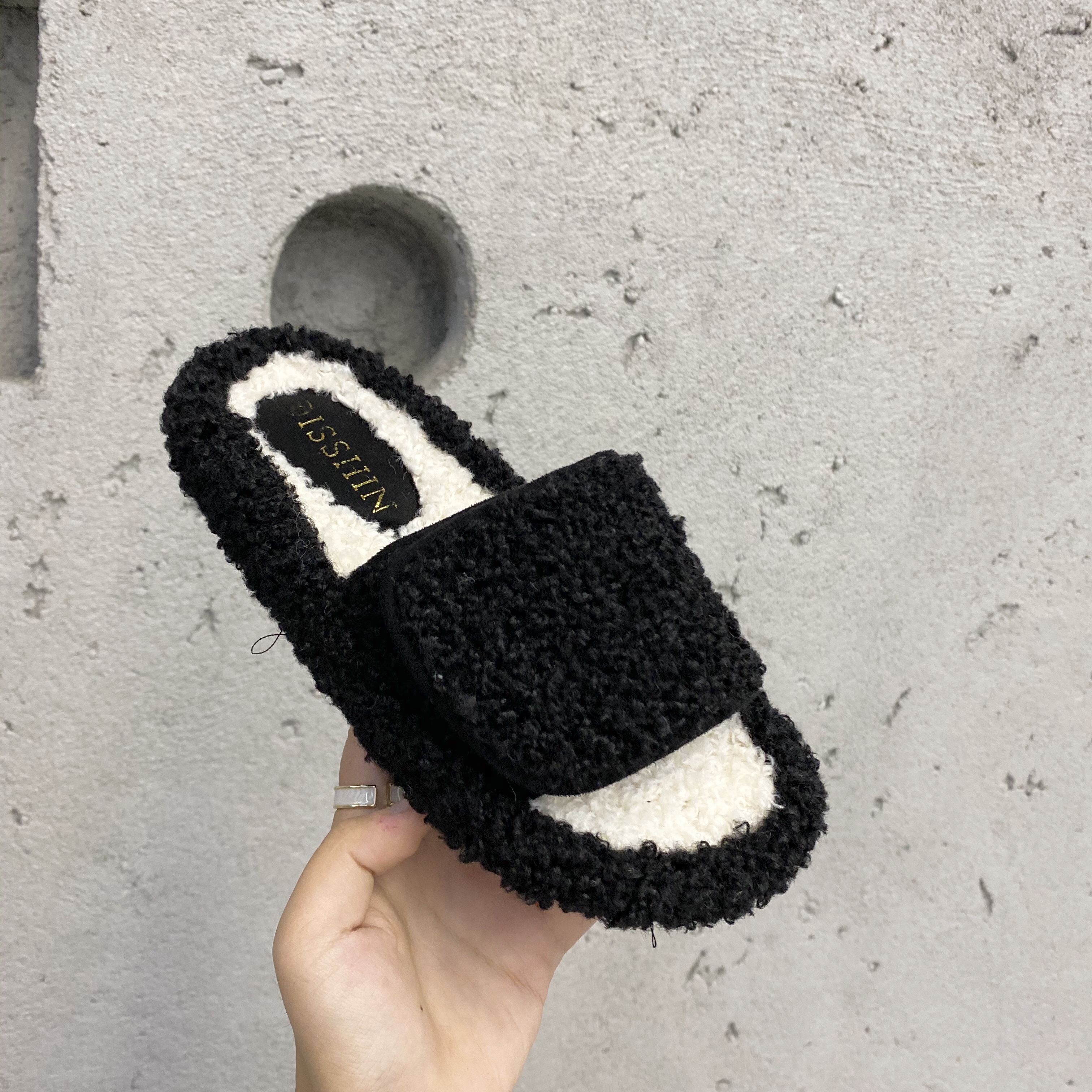 ins网红新款秋冬毛毛鞋女2020魔术贴懒人外穿平底一字拖鞋一脚蹬