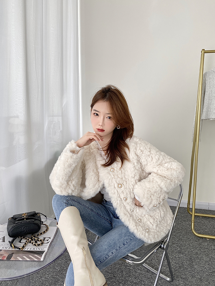 李雨薇羊羔绒外套女冬2020年新款韩版宽松加厚皮毛一体羊剪绒大衣